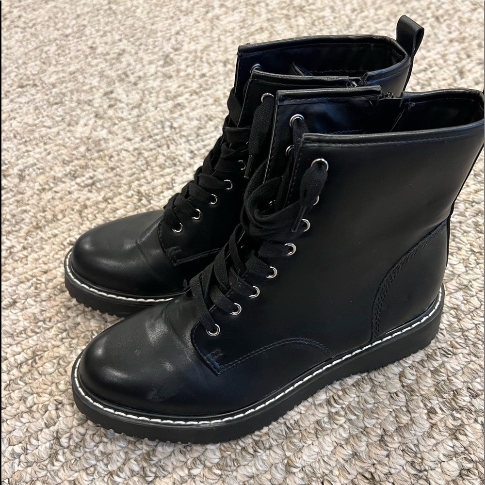 Steve Madden combat boots